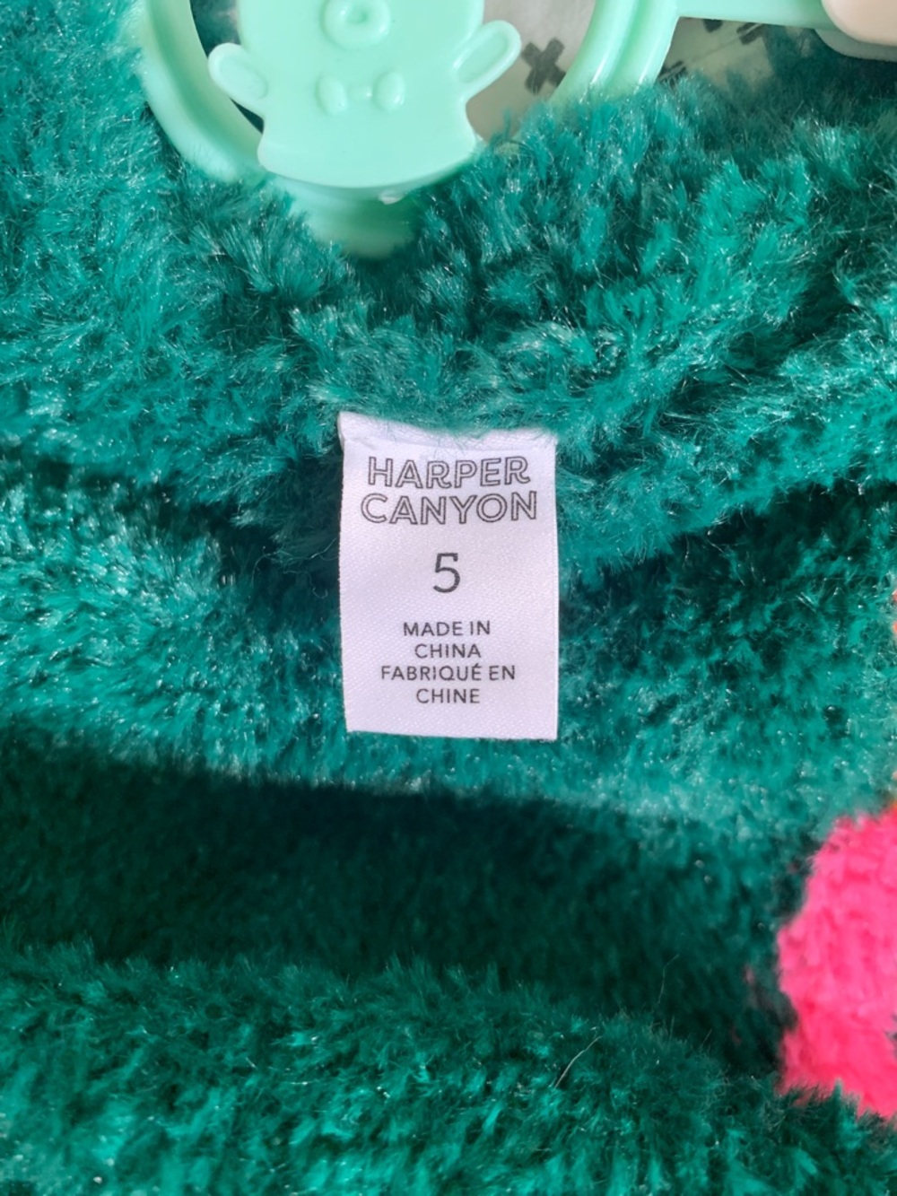 Harper Canyon Kids Intarsia Emerald Fuzzy Sweater with Pink Flamingo 5T - Picture 5 of 5